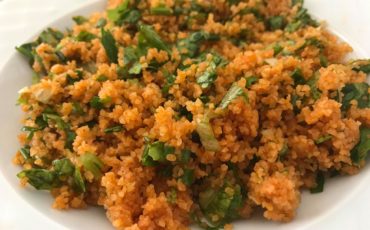 kisir opskrift, tyrkisk bulgur salat, opskrift på kisir, nemme tyrkiske retter, tyrkisk mad, tyrkiske opskrifter, alanya blog, alanya blogger, tyrkisk salat