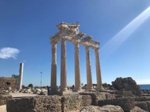 fødselsdagstur til side og manavgat, bådtur manavgat, sejltur manavgat, manavgat flod, side, nova mall, manavgat shoppingcenter, side teater, side antik kent, side antikke teater, rejseblogger, dansk i tyrkiet, alanya blog, alanya blogger, rejseblogger, rejseblog, dansk rejseblog, blog udlandsdansker, oplevelser i side, shopping i side,