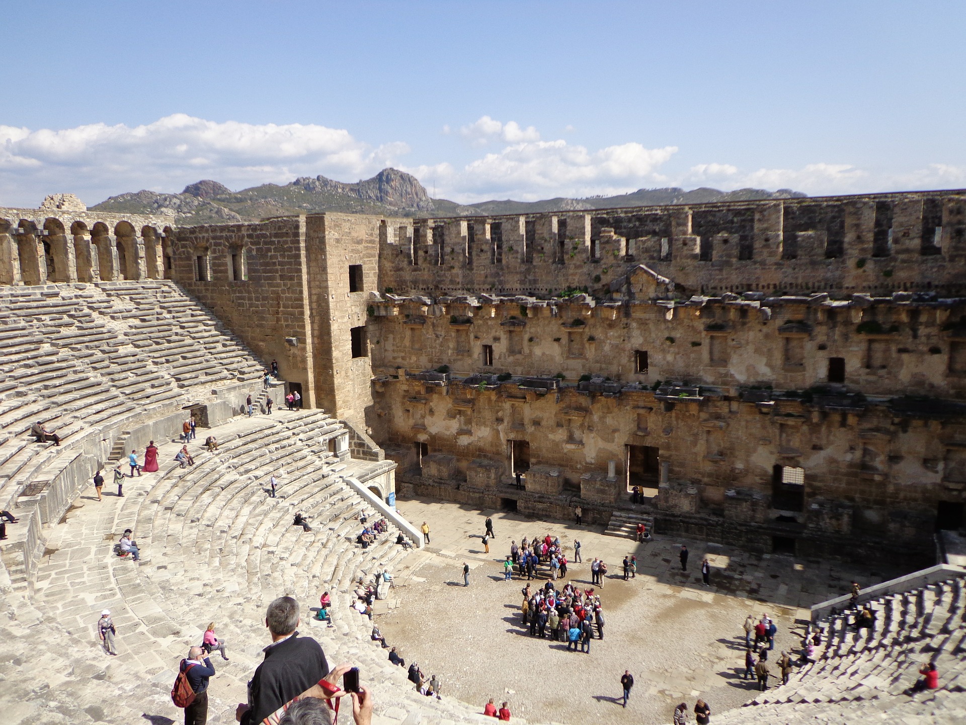 aspendos teatret, aspendos teater tyrkiet, tyrkisk amfiteater, aspendos amfiteater, antalya amfiteater,