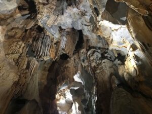 dværggrotten, Cüceler magarasi , sapadere vandfald drypstenhule, oplevelser i alanya, drypstenshuler i alanya, seværdigheder i alanya, alanya blog, alanya blogger, oplevelser i tyrkiet, drypstenshule alanya, Cüceler magarasi alanya, demirtas alanya