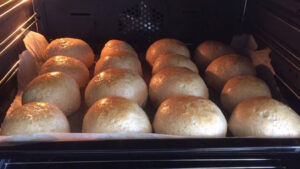 opskrift på grahamsboller, boller med grahamsmel, boller til fødselsdag, bløde boller til morgenmad, nemme boller med grahamsmel, alanya blog, alanya blogger, tyrkiet blogger, tyrkiet madblogger