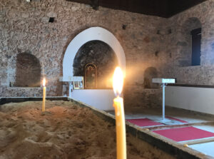 kirke nær alanya, græsk kirke nær alanya, gammel kirke nær alanya, kirker i alanya, oplevelser i Alanya, seværdigheder i alanya, gratis oplevelser i alanya, Hagios Georgios kirke i Alanya, st. george kirke alanya, Hıdrellez kirke i Alanyas bjerge, St. Georg-kirken alanya, Agios Georgios kirke i alanya tyrkiet, gammel kirke i alanya