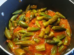 Etsiz bamya yemeği, tyrkisk vegetargryde, okra opskrift, bamya opskrift, vegetarisk tyrkisk mad, tyrkisk mad, okra, bamya yemeği, tyrkisk gryderet, vegetarisk gryderet, tyrkisk vegetarretter, okra gryderet, tyrkisk opskrift, vegetarisk opskrift, sund tyrkisk mad, middelhavsmad, tyrkisk okra, bamya uden kød, bamya med tomat, okra opskrift tyrkisk, bamya yemeği opskrift, tyrkisk vegansk mad, sund vegetarret, hjemmelavet bamya, tyrkisk vegetarisk mad, okra i gryderet, krydret okra, okra med tomat, vegetarmad tyrkisk, tyrkisk mad med okra, tyrkisk køkken, tyrkisk grøntsagsret, okra retter, okra gryderet uden kød
