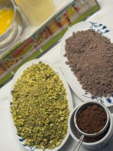 soguk baklava opskrift, soguk baklava med chokolade, soguk baklava med mælk, tyrkisk soguk baklava, nem soguk baklava opskrift, hjemmelavet soguk baklava, baklava med chokolademælk, soguk baklava uden nødder, soguk baklava med hasselnødder, soguk baklava med pistacie, soguk baklava med mørk chokolade, soguk baklava dessert, kold baklava opskrift, kold baklava med chokolade, tyrkisk dessert med chokolade, opskrift på soguk baklava med kakao, baklava med kakaomælk, soguk baklava trin for trin, soguk baklava nem og hurtig, soguk baklava med kondenseret mælk, soguk baklava med fløde, soguk baklava uden sukker, soguk baklava med Nutella, soguk baklava med mælkechokolade, luksus soguk baklava, soguk baklava opskrift tyrkisk stil, sød soguk baklava med chokolade, soguk baklava med kakaopulver, baklava med chokoladefyld, baklava med chokoladesirup, soguk baklava med sirup, soguk baklava med smør og chokolade, dessert soguk baklava med mælk og nødder, soğuk baklava tarifi, çikolatalı soğuk baklava, sütlü soğuk baklava, ev yapımı soğuk baklava, kolay soğuk baklava tarifi, fıstıklı soğuk baklava, cevizli soğuk baklava, bitter çikolatalı soğuk baklava, süt ile soğuk baklava, kakaolu soğuk baklava, nutellalı soğuk baklava, yoğun sütlü soğuk baklava, şerbetli soğuk baklava, az şekerli soğuk baklava, pratik soğuk baklava, adım adım soğuk baklava, çikolata dolgulu baklava, çikolata soslu baklava, evde kolay soğuk baklava yapımı, yumuşak soğuk baklava, bol sütlü soğuk baklava