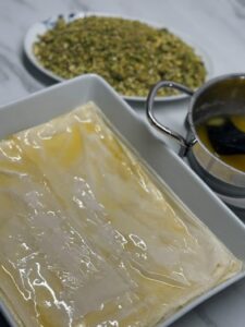 soguk baklava opskrift, soguk baklava med chokolade, soguk baklava med mælk, tyrkisk soguk baklava, nem soguk baklava opskrift, hjemmelavet soguk baklava, baklava med chokolademælk, soguk baklava uden nødder, soguk baklava med hasselnødder, soguk baklava med pistacie, soguk baklava med mørk chokolade, soguk baklava dessert, kold baklava opskrift, kold baklava med chokolade, tyrkisk dessert med chokolade, opskrift på soguk baklava med kakao, baklava med kakaomælk, soguk baklava trin for trin, soguk baklava nem og hurtig, soguk baklava med kondenseret mælk, soguk baklava med fløde, soguk baklava uden sukker, soguk baklava med Nutella, soguk baklava med mælkechokolade, luksus soguk baklava, soguk baklava opskrift tyrkisk stil, sød soguk baklava med chokolade, soguk baklava med kakaopulver, baklava med chokoladefyld, baklava med chokoladesirup, soguk baklava med sirup, soguk baklava med smør og chokolade, dessert soguk baklava med mælk og nødder, soğuk baklava tarifi, çikolatalı soğuk baklava, sütlü soğuk baklava, ev yapımı soğuk baklava, kolay soğuk baklava tarifi, fıstıklı soğuk baklava, cevizli soğuk baklava, bitter çikolatalı soğuk baklava, süt ile soğuk baklava, kakaolu soğuk baklava, nutellalı soğuk baklava, yoğun sütlü soğuk baklava, şerbetli soğuk baklava, az şekerli soğuk baklava, pratik soğuk baklava, adım adım soğuk baklava, çikolata dolgulu baklava, çikolata soslu baklava, evde kolay soğuk baklava yapımı, yumuşak soğuk baklava, bol sütlü soğuk baklava