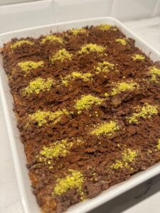 soguk baklava opskrift, soguk baklava med chokolade, soguk baklava med mælk, tyrkisk soguk baklava, nem soguk baklava opskrift, hjemmelavet soguk baklava, baklava med chokolademælk, soguk baklava uden nødder, soguk baklava med hasselnødder, soguk baklava med pistacie, soguk baklava med mørk chokolade, soguk baklava dessert, kold baklava opskrift, kold baklava med chokolade, tyrkisk dessert med chokolade, opskrift på soguk baklava med kakao, baklava med kakaomælk, soguk baklava trin for trin, soguk baklava nem og hurtig, soguk baklava med kondenseret mælk, soguk baklava med fløde, soguk baklava uden sukker, soguk baklava med Nutella, soguk baklava med mælkechokolade, luksus soguk baklava, soguk baklava opskrift tyrkisk stil, sød soguk baklava med chokolade, soguk baklava med kakaopulver, baklava med chokoladefyld, baklava med chokoladesirup, soguk baklava med sirup, soguk baklava med smør og chokolade, dessert soguk baklava med mælk og nødder, soğuk baklava tarifi, çikolatalı soğuk baklava, sütlü soğuk baklava, ev yapımı soğuk baklava, kolay soğuk baklava tarifi, fıstıklı soğuk baklava, cevizli soğuk baklava, bitter çikolatalı soğuk baklava, süt ile soğuk baklava, kakaolu soğuk baklava, nutellalı soğuk baklava, yoğun sütlü soğuk baklava, şerbetli soğuk baklava, az şekerli soğuk baklava, pratik soğuk baklava, adım adım soğuk baklava, çikolata dolgulu baklava, çikolata soslu baklava, evde kolay soğuk baklava yapımı, yumuşak soğuk baklava, bol sütlü soğuk baklava